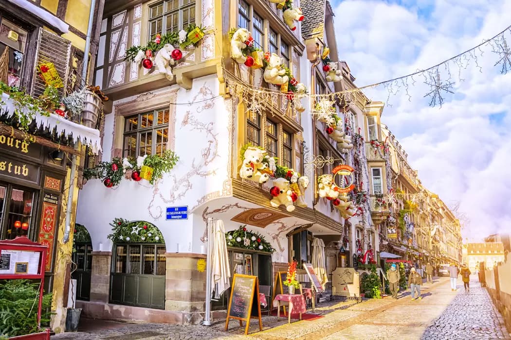 GAZİANTEP’TEN BERNİNA EXPRESS İLE NOEL PAZARLARI AJET HAVA YOLLARI İLE 4 GECE