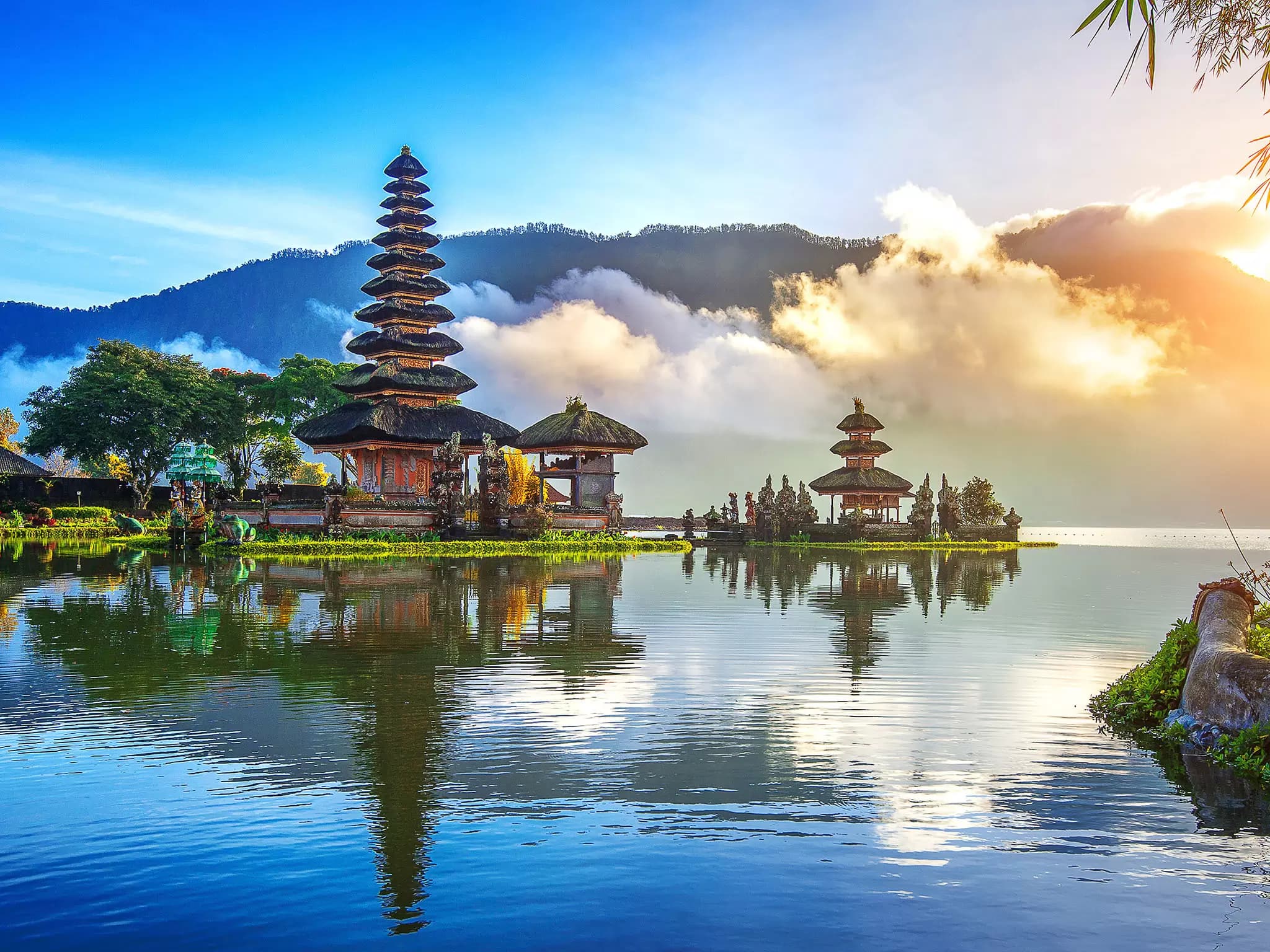 BALİ VE PHUKET İLE FENOMEN UZAK DOĞU TURU SİNGAPUR HAVA YOLLARI İLE 10 GECE